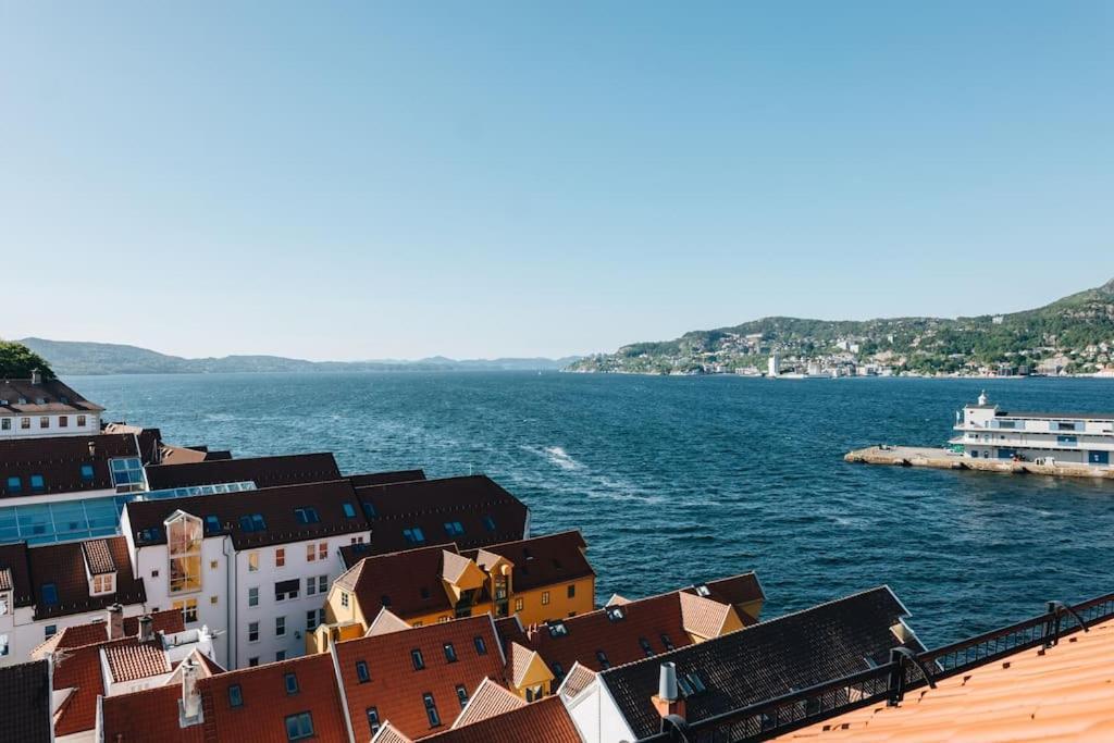 Apartament Beautiful Penthouse With An Ocean View In Bergen Zewnętrze zdjęcie